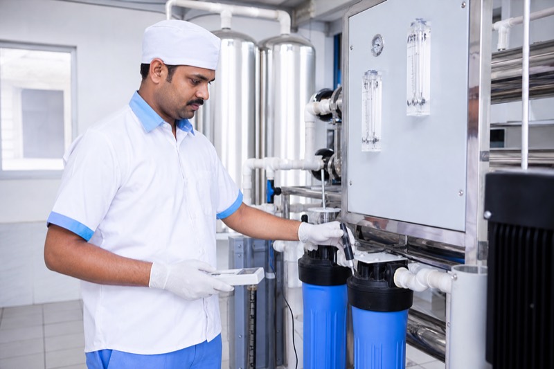 Institutional ro cleaning crew in Pune